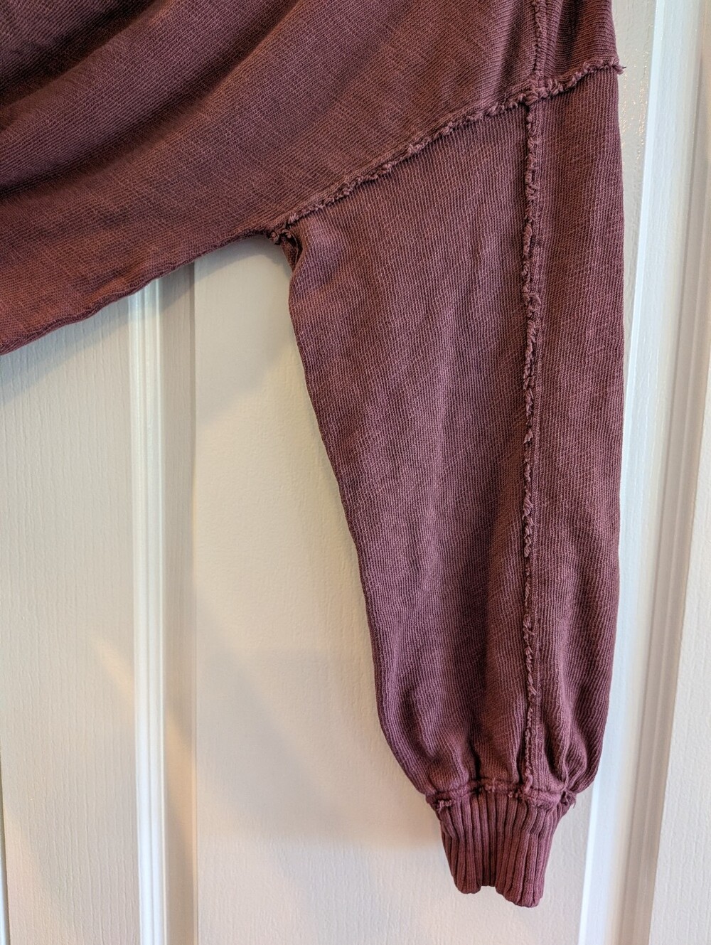 Anthropologie Pilcro Oversized Sweatshirt Red Burgundy Bohemian Distressed Sz S - Picture 7 of 16